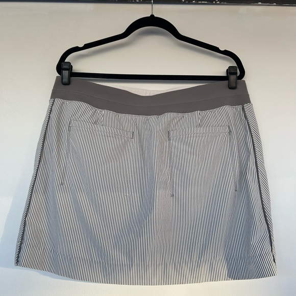 Like-New Athleta Brooklyn Stripped Skirt Size 16 - Picture 3 of 7